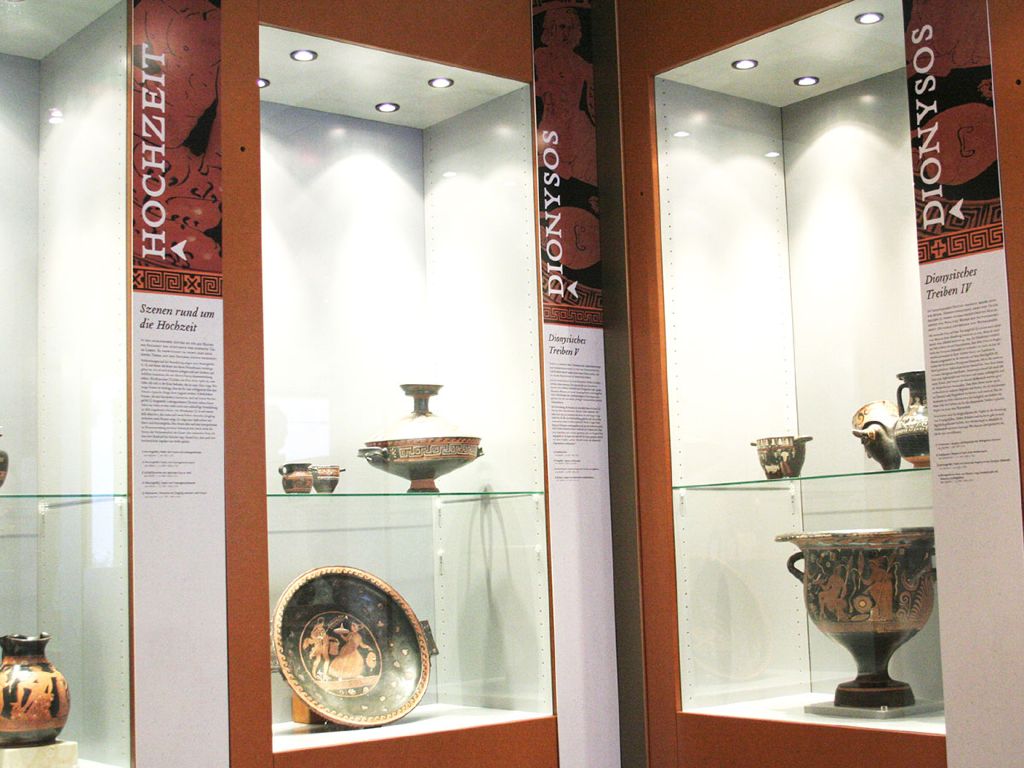 Sonderausstellung Vasen-Bilder-Welten – Archäologisches Museum WWU