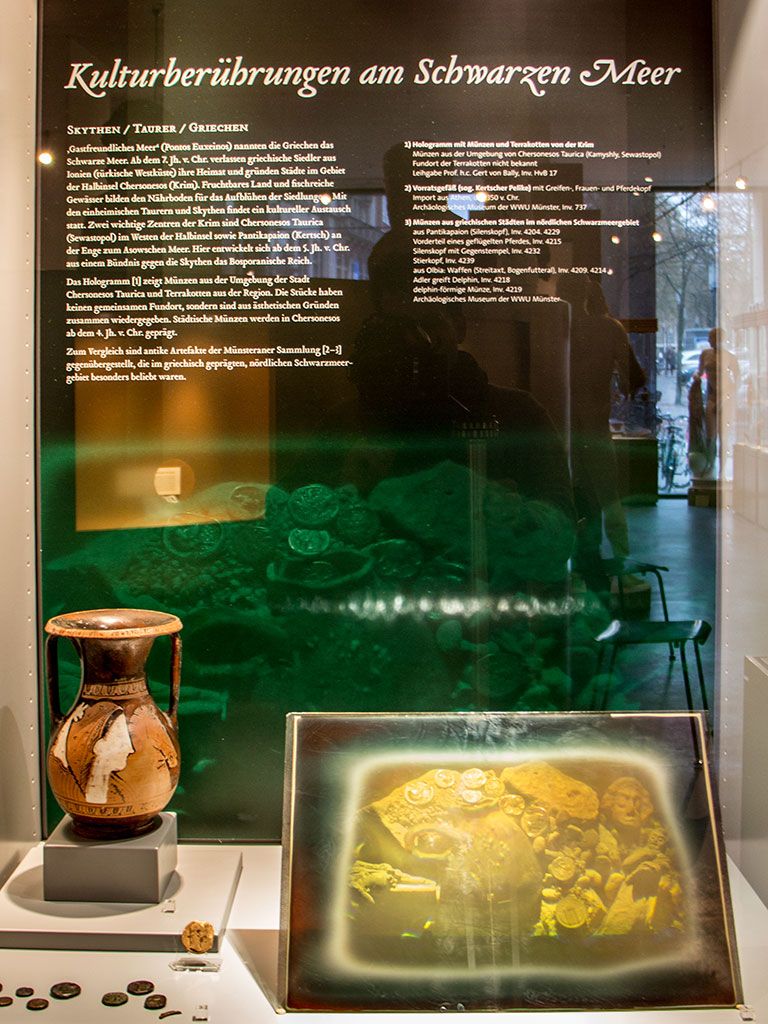Ausstellung Lichtgestalten – Archäologisches Museum WWU